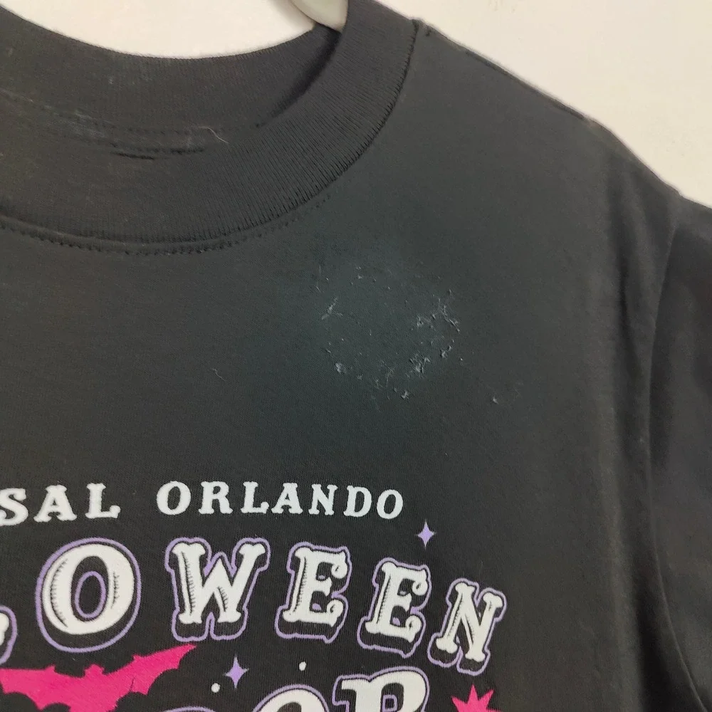 Universal Studios Halloween Horror Nights 2023 T-Shirt Womens Small Black Spooky - Picture 5 of 7